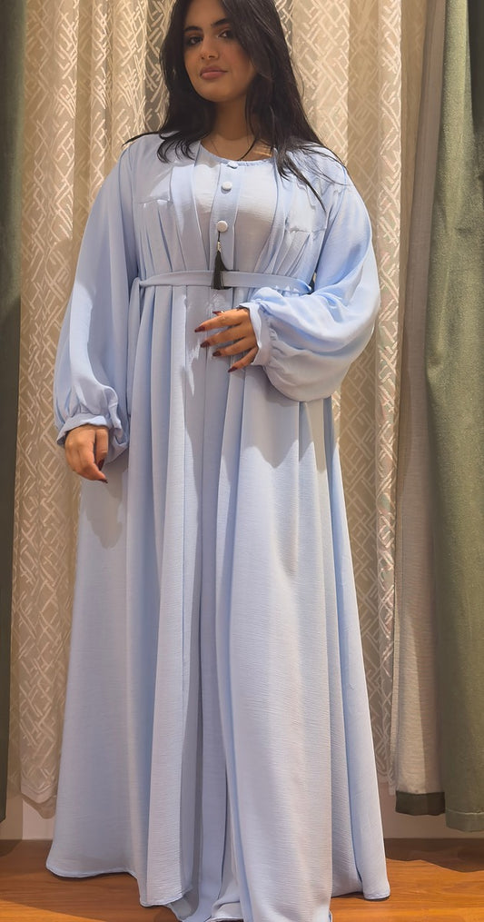 عباية سماوية أنيقة